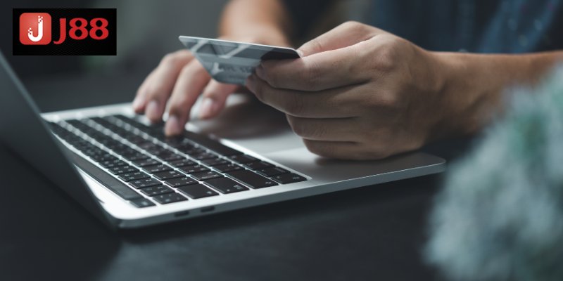 Xác nhận thông tin cá nhân kỹ lưỡng